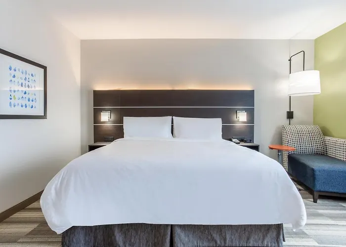 Express & - By Ihg 3*
